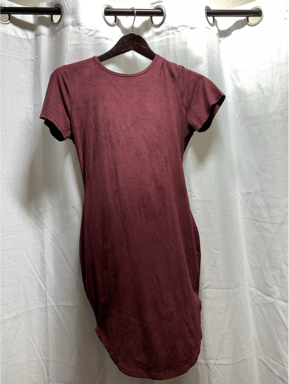 Windsor Red Faux Suede Short Sleeve T-Shirt Dress medium